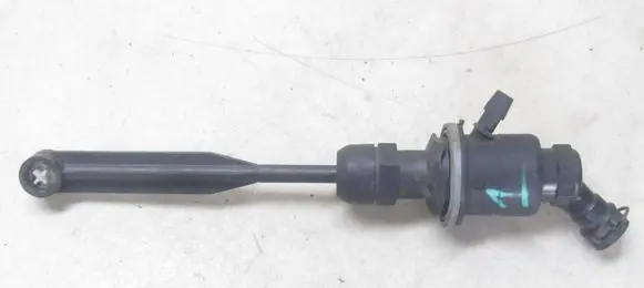 Renault Master III Clutch slave cylinder 8200673232