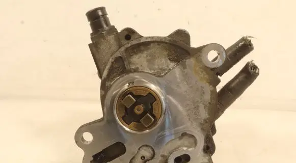 Skoda Octavia Mk2 (1Z) Vacuum pump 03G145209