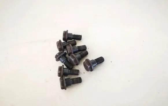Toyota Avensis T250 Nuts/bolts 