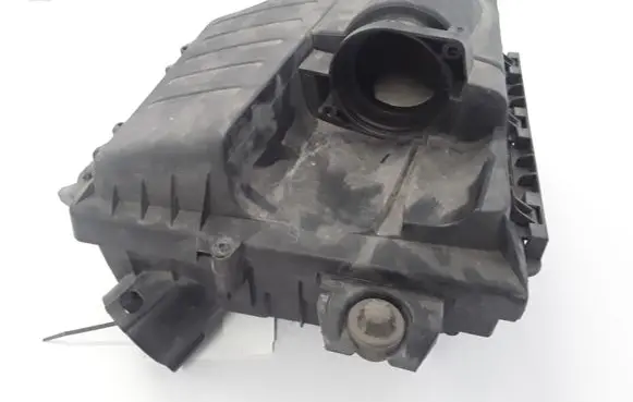 Renault Trafic II (X83) Air filter box 8200467321
