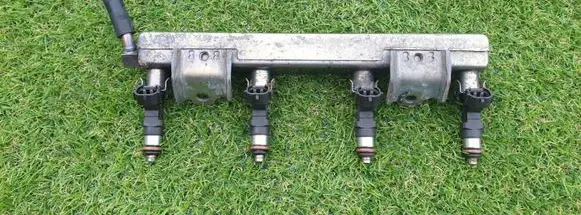 Nissan Note (E11) Fuel injectors set 0280158013