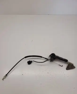 Volkswagen PASSAT B5.5 Tailgate exterior lock 3B9827297A