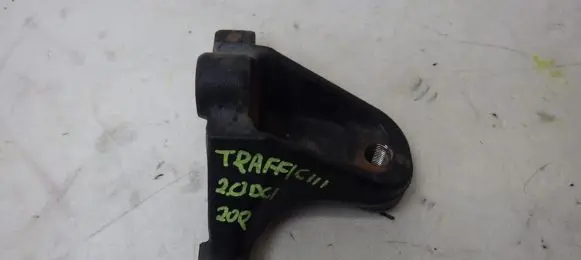 Opel Vivaro Engine mounting bracket