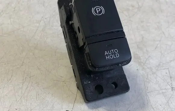 Nissan Qashqai J12 Hand parking brake switch 261756RA0A