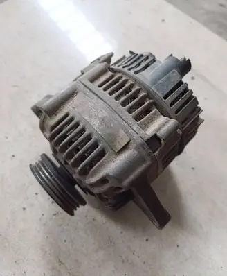 Renault Megane I Generator/alternator