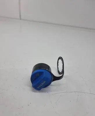 Volvo S90, V90 Adblue tank cap 31405817