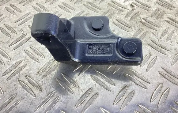 Mercedes-Benz GLC X253 C253 Front door upper hinge X2531704