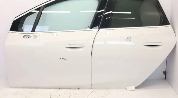 BMW 2 Active Tourer U06 Front door 9627087MWGK180626 9627087 9627091MWGK180626