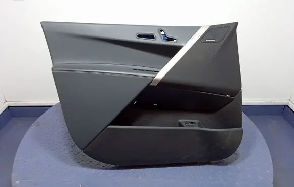 BMW iX Door card panel trim set 9495965