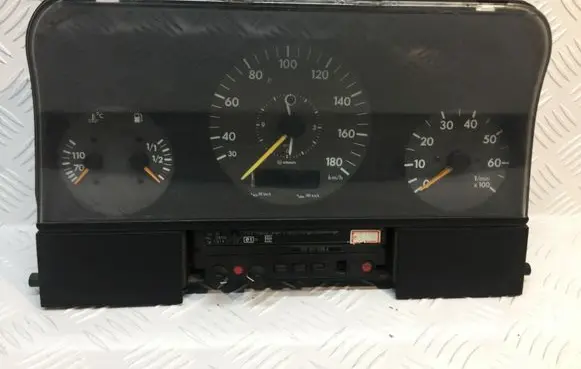 Volkswagen II LT Speedometer (instrument cluster) 15120121003 2D0919049B01C