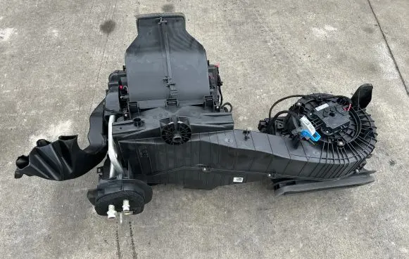 Jeep Grand Cherokee WL Interior heater climate box assembly housing 68459468AH 1TP68459468AH MY931008