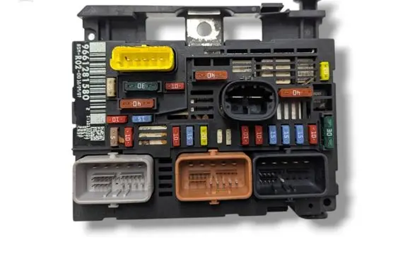 Peugeot 407 BSM Control unit 9661281580