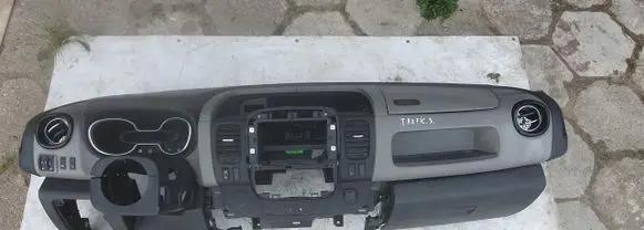 Renault Trafic III (X82) Dashboard 