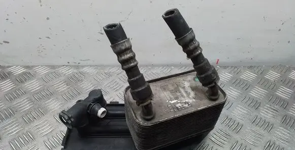 Engine oil radiator