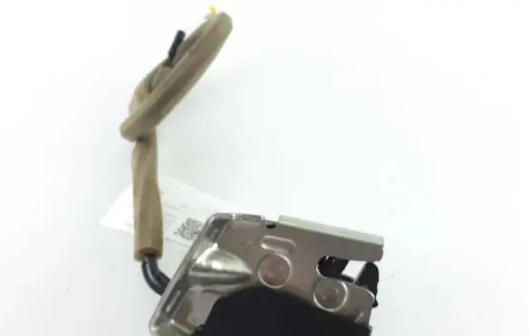 Loading door lock