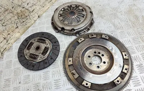 Mini One - Cooper Coupe R56 Clutch set kit 7561765 V756176580 701607