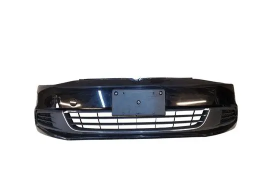 Volkswagen Jetta VI Front bumper