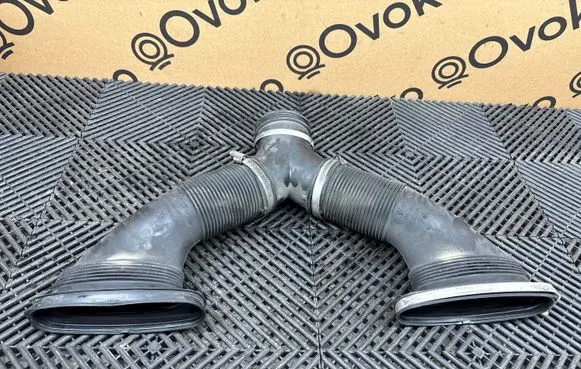 Porsche Panamera (970) Air intake duct part 97011011303