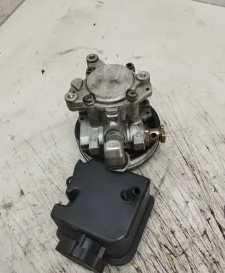 Mercedes-Benz CLK A209 C209 Power steering pump LH2110069 0024669701