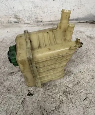 Audi Q7 4L Power steering fluid tank/reservoir