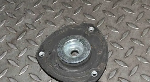 Volkswagen Golf VII Front upper strut mount 5Q0412331D