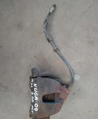 Ford Kuga I Front brake caliper