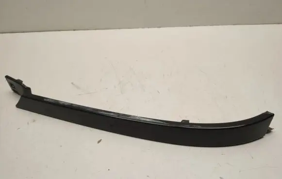 Mercedes-Benz ML W163 Under headlight/headlamp trim A1638260177