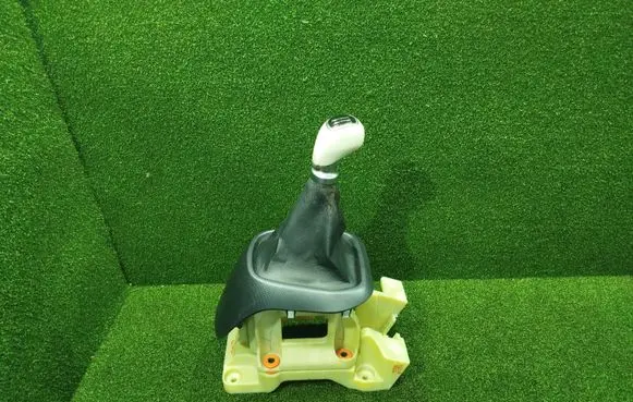 Hyundai i10 Gear shifter/selector KE4651B4000 84651B4000