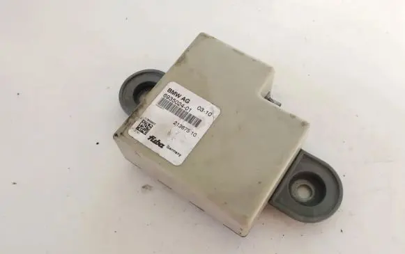 BMW 3 E90 E91 Antenna control unit 693502401 6935024-01