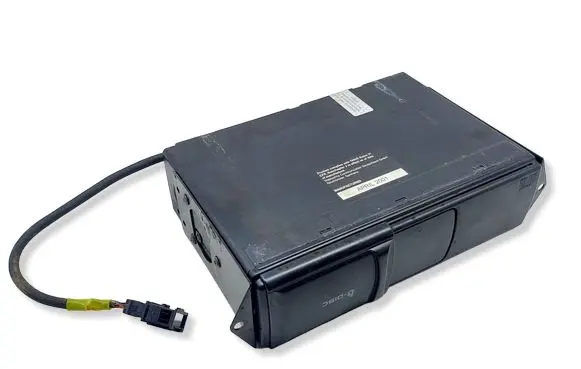 Volkswagen PASSAT B5.5 CD/DVD changer FA05735