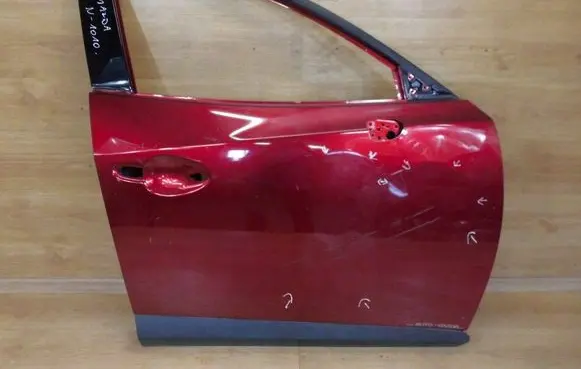 Mazda CX-3 Front door D10E58010