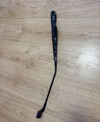 Volvo V50 Front wiper blade arm 31253997