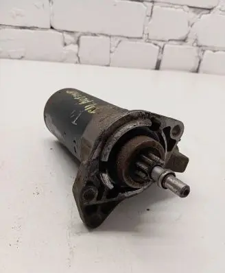 Volkswagen Transporter - Caravelle T4 Starter motor 068911023G