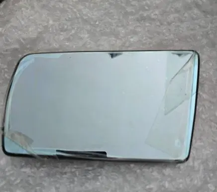 Mercedes-Benz C W202 Wing mirror glass A2028100121 5002546m