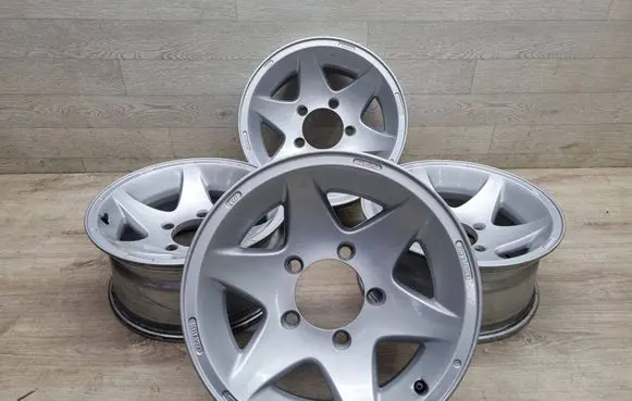 Suzuki Jimny R15 alloy rim KBA41430