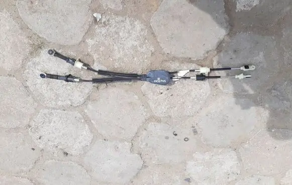Dacia Sandero Gear shift cable linkage 349350231R