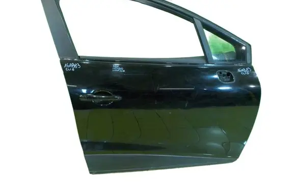 Renault Clio IV Front door PRZOD PRAWE