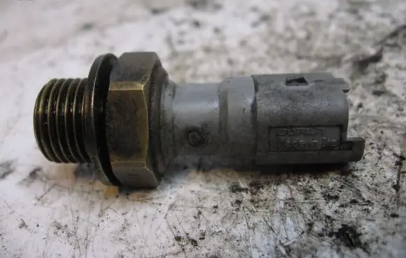 Citroen Berlingo Oil pressure sensor 05BAR0112