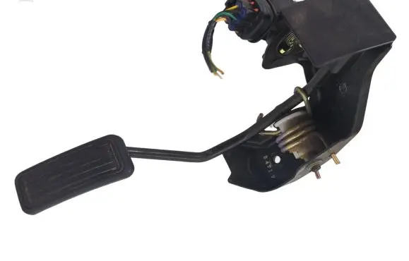 Toyota Avensis T250 Accelerator throttle pedal 7811135030 7801013011