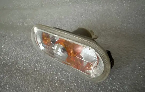 Seat Leon (1P) Front fender indicator light 6L0949117A