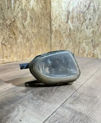 Mercedes-Benz E W211 Front fog light A2118200656 1NB00827502