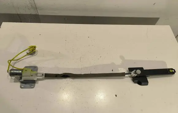 Volkswagen Phaeton Seat belt adjustment motor 560973354D 404691