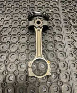 Piston