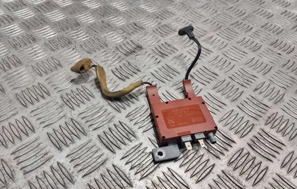 Volvo S60 Aerial antenna amplifier 8637601 AAR30130