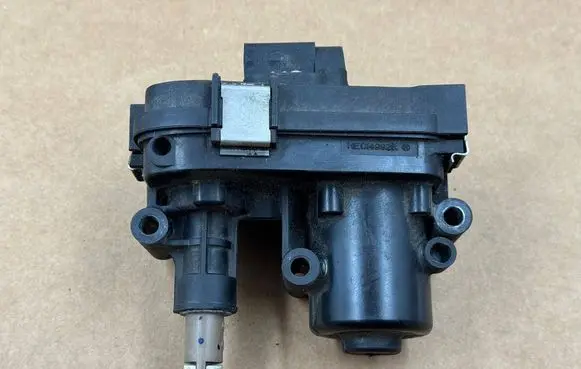 Fiat Ducato Intake manifold valve actuator/motor HE0149926