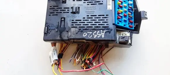 Renault Scenic I Fuse box set 8200029342B S108502610G