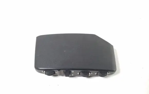 Mercedes-Benz E W212 Seat control switch A0008007978