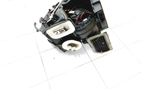 Interior heater climate box assembly