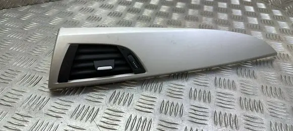 BMW 1 F20 F21 Dashboard side air vent grill/cover trim 51459205366 9205355