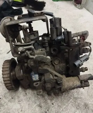 Nissan Sunny Fuel injection high pressure pump 1670060J21 1047402227 10F2200LLP867